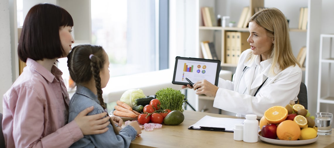 Când să mergi cu copilul la nutriționist
